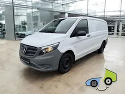 Weiß Gebraucht 2021 Mercedes Vito Van / Kleinbus | 21.420 €