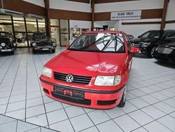 Rot Gebraucht 2000 VW Polo Limousine | 995 € (Fairer Preis)