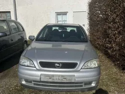 Grau Gebraucht 2002 Opel Astra Selection Limousine | 800 € (Guter Preis)