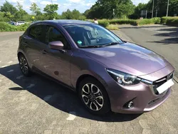 Violet Gebraucht 2015 Mazda 2 Sports-Line Limousine | 12.900 €