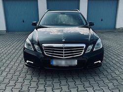 Schwarz Gebraucht 2010 Mercedes E350 Kombi | 12.000 € (Teuer)
