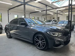 Grau Gebraucht 2022 BMW 320 M Sport Limousine | 29.870 € (Fairer Preis)