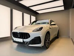 Weiß Gebraucht 2023 Maserati Grecale SUV | 103.576 €