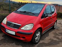 Rot Gebraucht 2003 Mercedes A160 Classic Van / Kleinbus | 500 € (Superpreis)