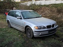Silber Gebraucht 2002 BMW 325 Kombi | 2.300 € (Superpreis)