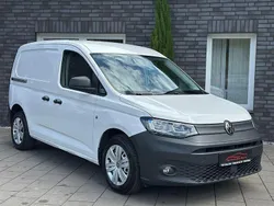 Weiß Gebraucht 2021 VW Caddy Basis Van / Kleinbus | 17.799 € (Fairer Preis)