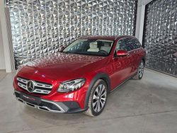 Rot Gebraucht 2018 Mercedes E220 Limousine | 29.990 € (Fairer Preis)