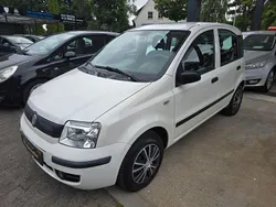 Weiß Gebraucht 2009 Fiat Panda Active Kleinwagen | 2.490 € (Fairer Preis)