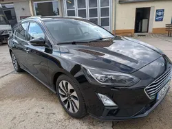 Schwarz Gebraucht 2019 Ford Focus Cool & Sound Edition Kombi | 11.800 € (Fairer Preis)
