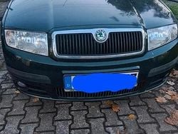 Braun Gebraucht 2004 Skoda Fabia Kleinwagen | 1.200 € (Fairer Preis)