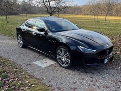 Schwarz Gebraucht 2019 Maserati Ghibli GranLusso Limousine | 29.980 €