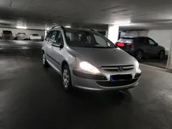 Silber Gebraucht 2004 Peugeot 307 Kombi | 2.450 € (Fairer Preis)