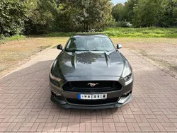 Grau Gebraucht 2016 Ford Mustang GT Coupé | 39.000 € (Fairer Preis)