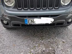 Grau Gebraucht 2015 Jeep Renegade Trailhawk SUV | 13.300 € (Fairer Preis)