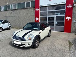 Weiß Gebraucht 2010 Mini Cooper D Kleinwagen | 2.200 €