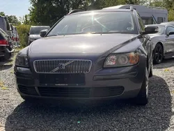 Grau Gebraucht 2006 Volvo V50 Kinetic Kombi | 3.490 € (Teuer)