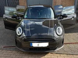 Schwarz Gebraucht 2023 Mini Cooper Kleinwagen | 20.900 € (Fairer Preis)