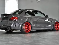 Grau Gebraucht 2011 BMW 1M Performance Coupé | 64.999 €