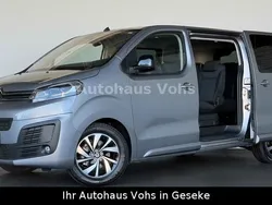 Grau Gebraucht 2024 Citroën Spacetourer Feel Van | 39.970 € (Fairer Preis)