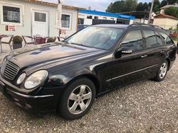 Schwarz Gebraucht 2003 Mercedes E320 Avantgarde Kombi | 4.990 € (Etwas zu teuer)