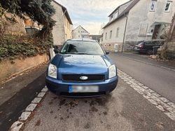 Blau Gebraucht 2004 Ford Fusion Limousine | 1.490 € (Fairer Preis)