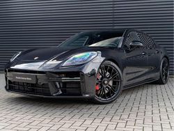 Schwarz Neu 2025 Porsche Panamera GTS Limousine | 204.439 € (Etwas zu teuer)