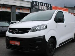 Weiß Gebraucht 2020 Opel Vivaro Selection Van | 15.991 € (Superpreis)