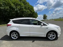 Weiß Gebraucht 2016 Ford Kuga Individual SUV | 15.990 € (Etwas zu teuer)