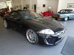 Schwarzmetallic Gebraucht 2011 Jaguar XKR Cabrio | 43.900 € (Fairer Preis)