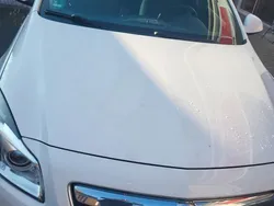 Weiß Gebraucht 2013 Opel Insignia Kombi | 9.500 € (Etwas zu teuer)