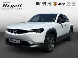 Weiss Gebraucht 2021 Mazda MX30 Basis SUV | 15.990 € (Fairer Preis)