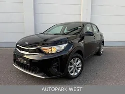 Schwarz Gebraucht 2017 Kia Stonic Edition 7 SUV | 10.090 € (Fairer Preis)