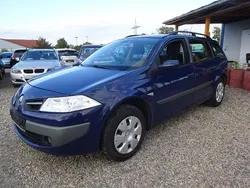 Blau Gebraucht 2009 Renault Mégane III Avantage Limousine | 1.500 € (Fairer Preis)