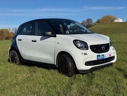 Weiß Gebraucht 2019 Smart ForFour Electric Drive Kleinwagen | 8.600 € (Fairer Preis)