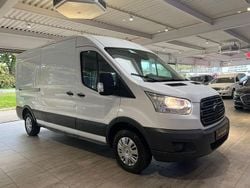 Weiß Gebraucht 2017 Ford Transit Trend Van / Kleinbus | 13.990 € (Guter Preis)