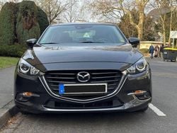 Grau Gebraucht 2017 Mazda 3 Exclusive-Line Limousine | 12.750 € (Fairer Preis)