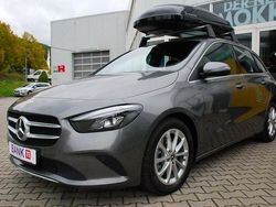 Grau Gebraucht 2019 Mercedes B250 Van / Kleinbus | 24.900 € (Fairer Preis)