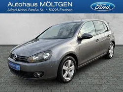 Grau Gebraucht 2011 VW Golf VI Team Limousine | 7.990 € (Fairer Preis)