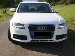 Weiß Gebraucht 2009 Audi A4 Limousine | 8.599 € (Fairer Preis)