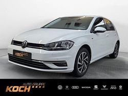 Pure white Gebraucht 2018 VW Golf VII Join Limousine | 12.960 € (Fairer Preis)