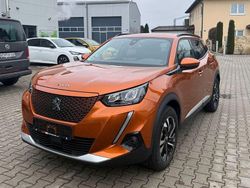 Orange Gebraucht 2021 Peugeot e-2008 Allure SUV | 18.490 € (Fairer Preis)