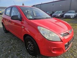 Rot Gebraucht 2009 Hyundai i20 Classic Limousine | 1.200 € (Guter Preis)