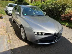 Silber Gebraucht 2008 Alfa Romeo 159 Distinctive Kombi | 4.500 € (Fairer Preis)
