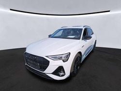 Gletscherweiß metallic Gebraucht 2022 Audi e-tron Black Edition SUV | 41.200 € (Guter Preis)
