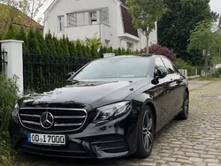 Schwarz Gebraucht 2019 Mercedes E220 AMG Limousine | 21.600 € (Fairer Preis)