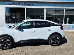 Weiß Gebraucht 2025 Citroën C4 PureTech Limousine | 24.900 € (Etwas zu teuer)