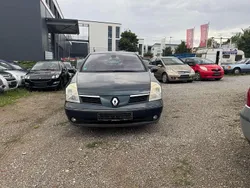 Grün Gebraucht 2005 Renault Vel Satis Kleinwagen | 2.400 €