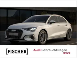 Weiss Gebraucht 2024 Audi A3 Sportback Advanced Limousine | 32.849 € (Fairer Preis)