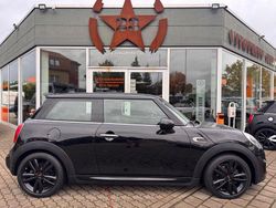 Schwarz Gebraucht 2018 Mini Cooper D Kleinwagen | 14.950 € (Fairer Preis)