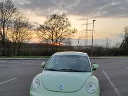 Grün Gebraucht 1998 VW Beetle Kleinwagen | 1.200 € (Etwas zu teuer)
